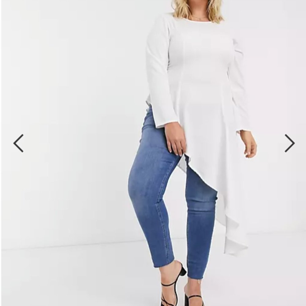 NW Verona Curve long sleeved top with asymmetric hem Sz 20